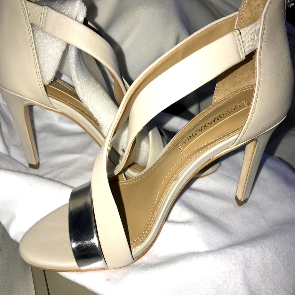 BCBG maxazria  6.5 very sexy heel shoes